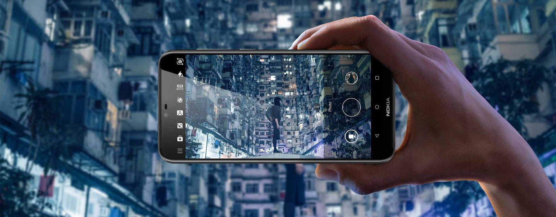 De net aangekondigde Nokia X6 met inkeping in het scherm die helaas alleen in China te krijgen gaat zijn, voorlopig althans